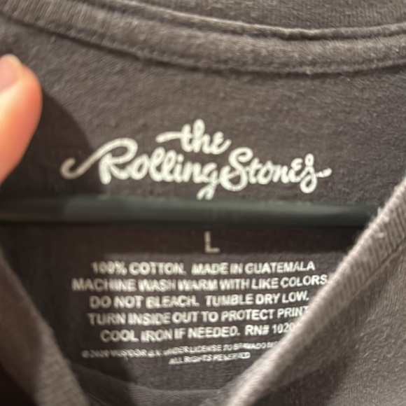 Multicolor Rolling Stones t shirt. - Picture 2 of 3